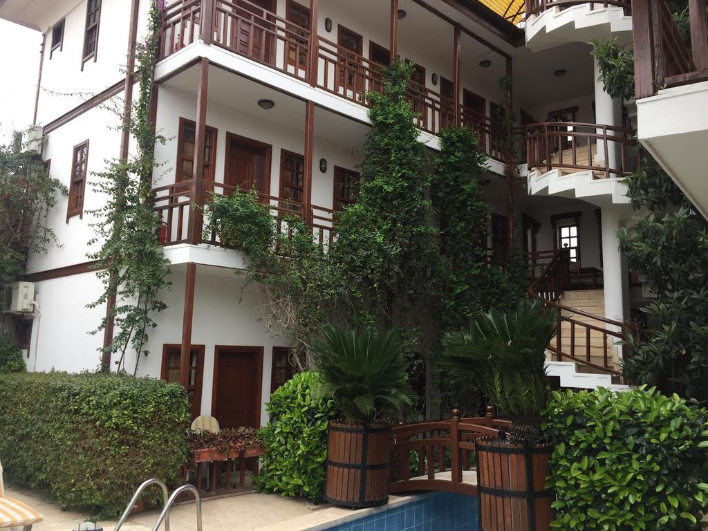 Hotel Karyatit Kaleici アンタルヤ エクステリア 写真